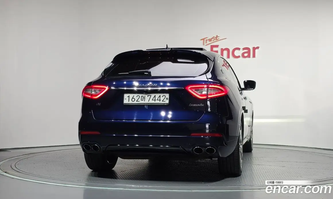 Maserati Levante 2017 3.0 АКПП, фото 4 Maserati Levante 2017 3.0 АКПП, фото 4