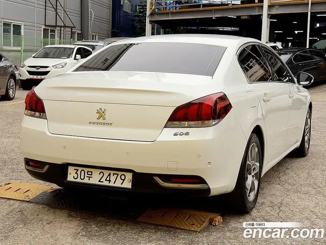 Peugeot 508 2014 2.0 АКПП, миниатюра 4 Peugeot 508 2014 2.0 АКПП, миниатюра 4