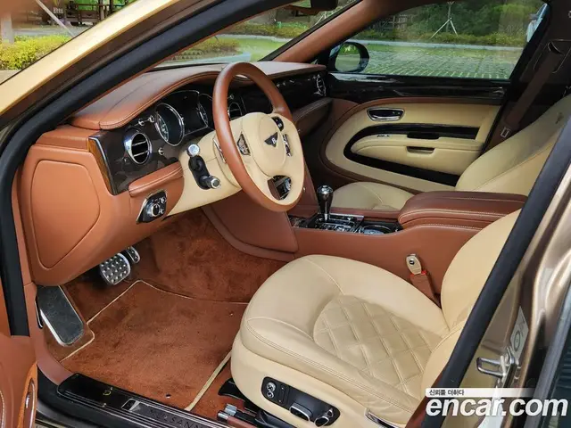Bentley Mulsanne 2016 6.8 АКПП, миниатюра 9 Bentley Mulsanne 2016 6.8 АКПП, миниатюра 9
