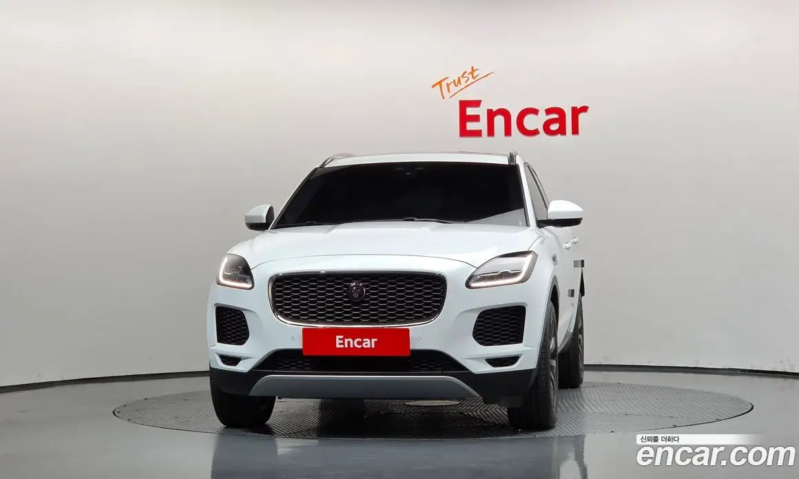 Jaguar E-Pace 2019 2.0 АКПП, фото 3