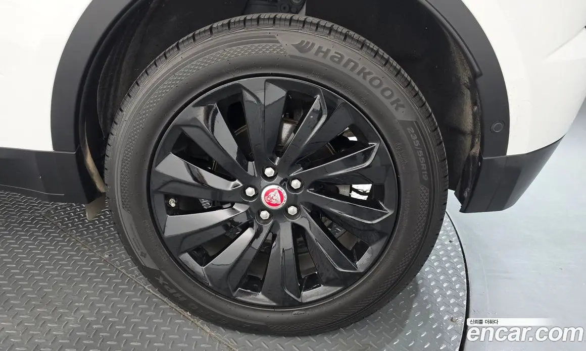 Jaguar E-Pace 2019 2.0 АКПП, фото 7