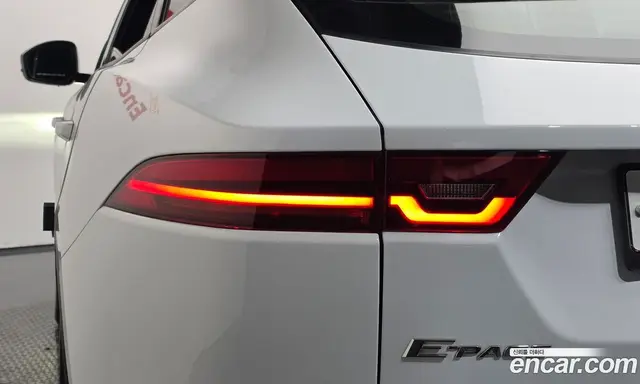 Jaguar E-Pace 2019 2.0 АКПП, миниатюра 9