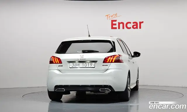 Peugeot 308 2018 1.6 АКПП, миниатюра 4 Peugeot 308 2018 1.6 АКПП, миниатюра 4