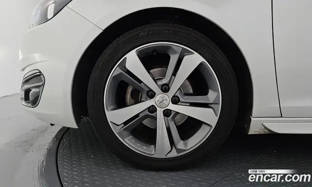 Peugeot 308 2018 1.6 АКПП, миниатюра 5 Peugeot 308 2018 1.6 АКПП, миниатюра 5