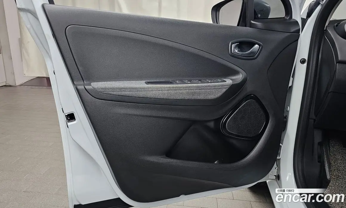 Renault (Samsung) Zoe 2021 0.2 АКПП, фото 13