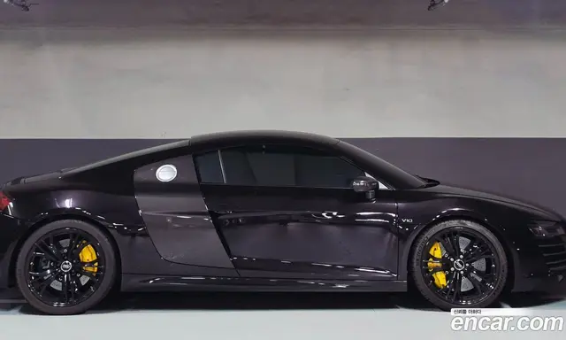 Audi R8 2015 5.2 АКПП, миниатюра 11 Audi R8 2015 5.2 АКПП, миниатюра 11