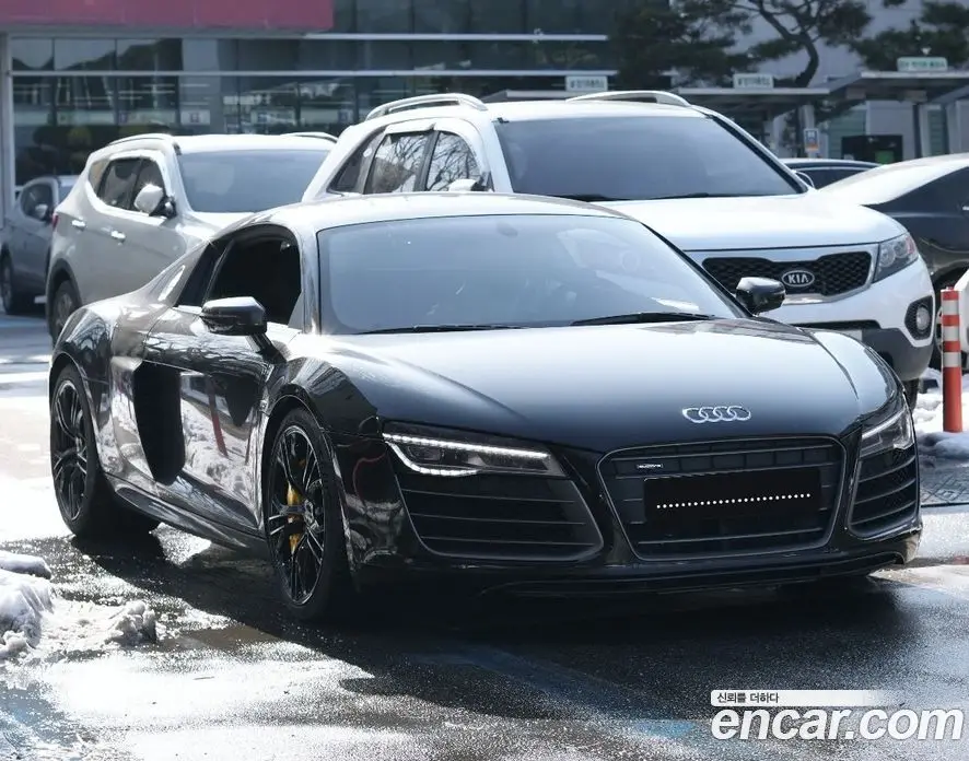 Audi R8 2015 5.2 АКПП, фото 3 Audi R8 2015 5.2 АКПП, фото 3