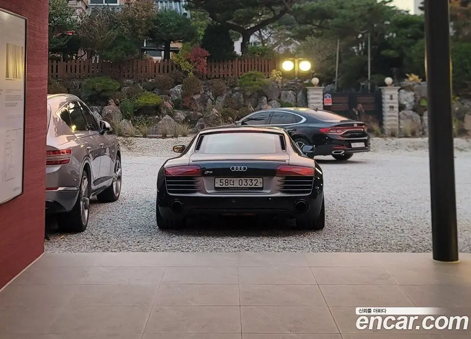 Audi R8 2015 5.2 АКПП, фото 4 Audi R8 2015 5.2 АКПП, фото 4