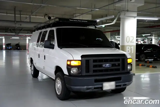 Ford E-Series, 2011, 27 000 км