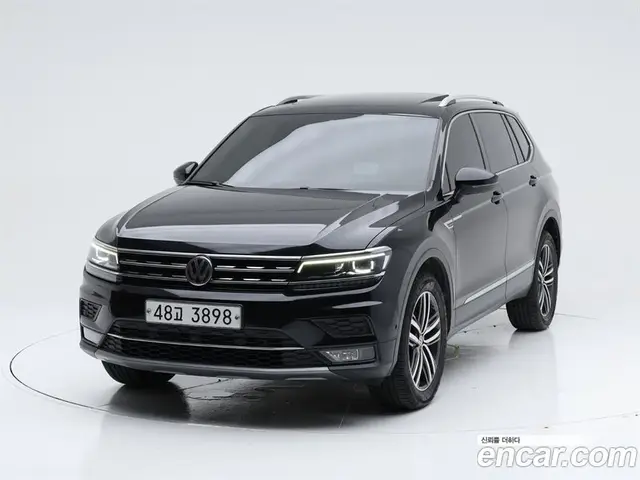 Volkswagen Tiguan, 2018, 111 909 км