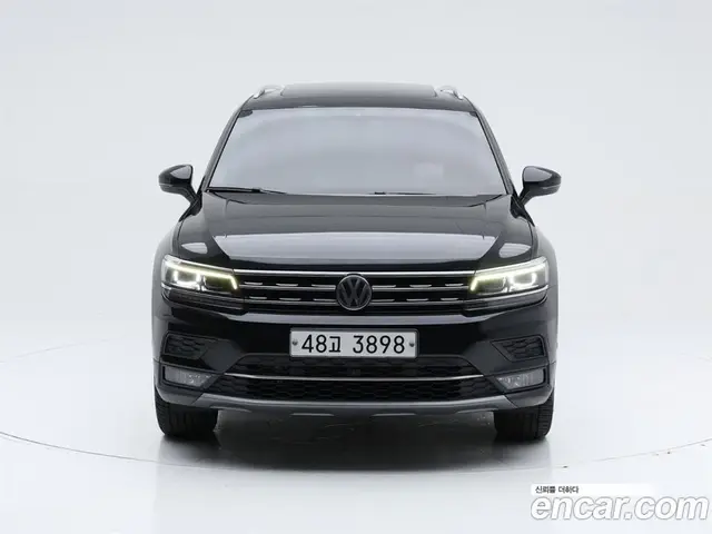 Volkswagen Tiguan 2018 2.0 АКПП, миниатюра 2 Volkswagen Tiguan 2018 2.0 АКПП, миниатюра 2