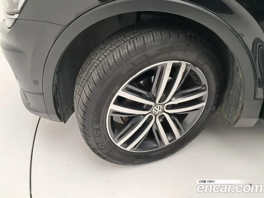 Volkswagen Tiguan 2018 2.0 АКПП, фото 20 Volkswagen Tiguan 2018 2.0 АКПП, фото 20
