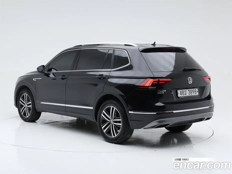 Volkswagen Tiguan 2018 2.0 АКПП, фото 4 Volkswagen Tiguan 2018 2.0 АКПП, фото 4