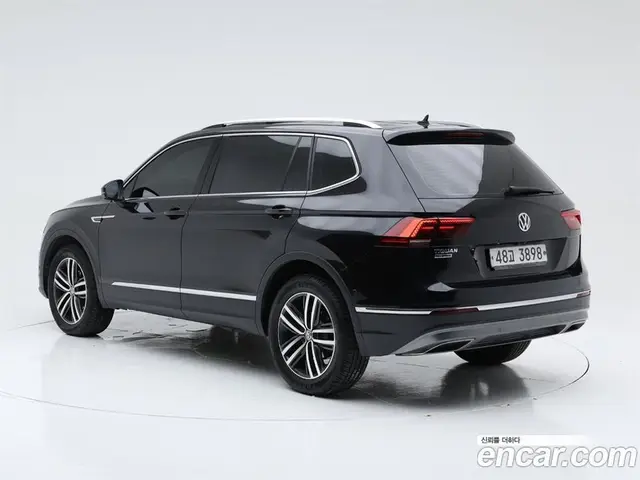 Volkswagen Tiguan 2018 2.0 АКПП, миниатюра 4 Volkswagen Tiguan 2018 2.0 АКПП, миниатюра 4