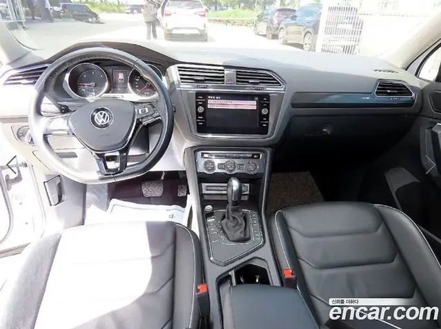 Volkswagen Tiguan 2019 2.0 АКПП, миниатюра 7 Volkswagen Tiguan 2019 2.0 АКПП, миниатюра 7