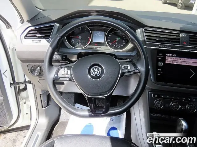 Volkswagen Tiguan 2019 2.0 АКПП, миниатюра 8 Volkswagen Tiguan 2019 2.0 АКПП, миниатюра 8