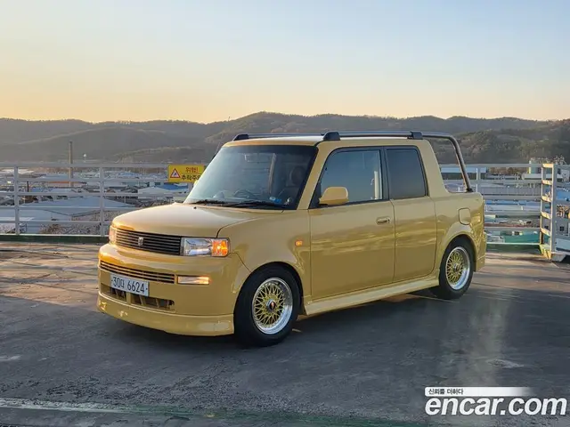 Toyota bB, 2001, 246 700 км