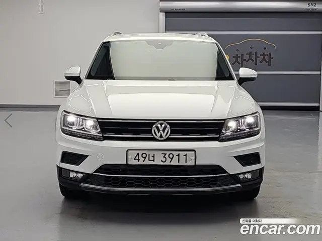 Volkswagen Tiguan 2018 2.0 АКПП, миниатюра 2 Volkswagen Tiguan 2018 2.0 АКПП, миниатюра 2