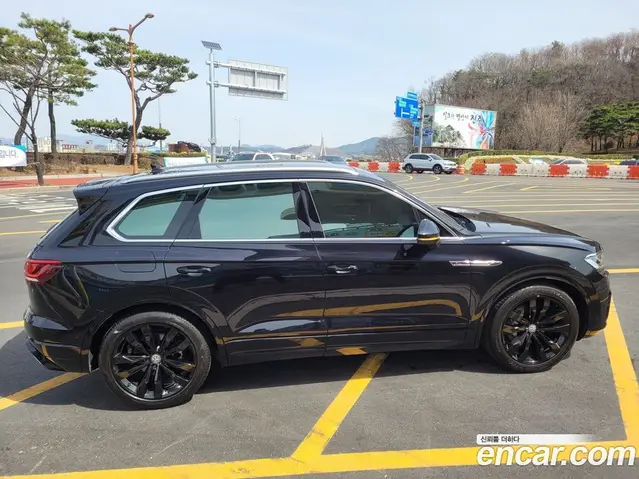 Volkswagen Touareg, 2020, 119 500 км