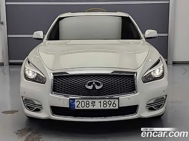 Infiniti Q70 2019 3.7 АКПП, миниатюра 2 Infiniti Q70 2019 3.7 АКПП, миниатюра 2