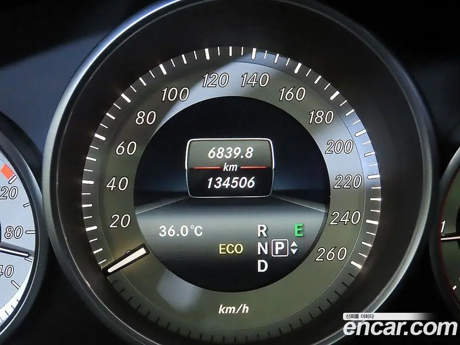Mercedes-Benz E-Class 2015 2.1 АКПП, фото 9