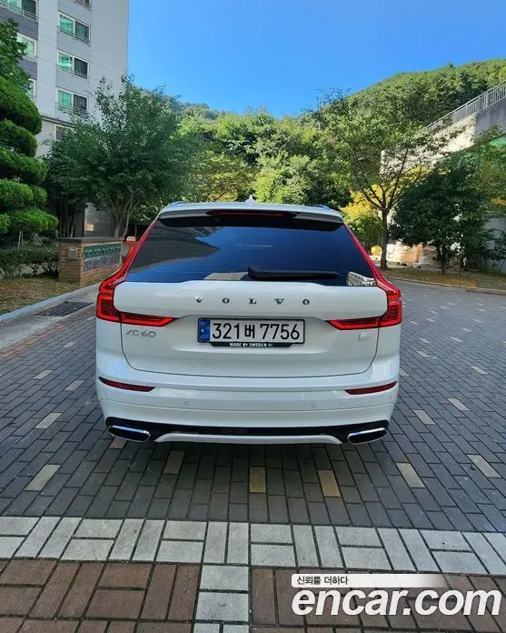 Volvo XC60 2021 2.0 АКПП, миниатюра 2