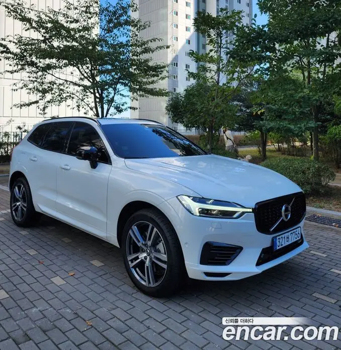 Volvo XC60 2021 2.0 АКПП, фото 4