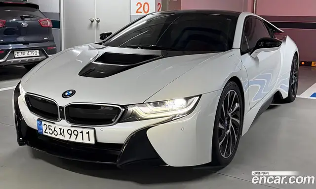 BMW i8, 2015, 65 225 км
