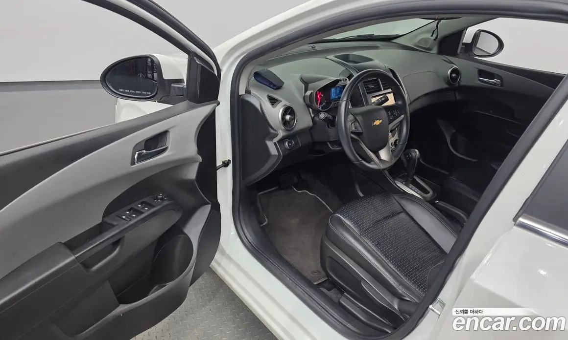 Chevrolet Aveo 2014 1.6 АКПП, фото 10