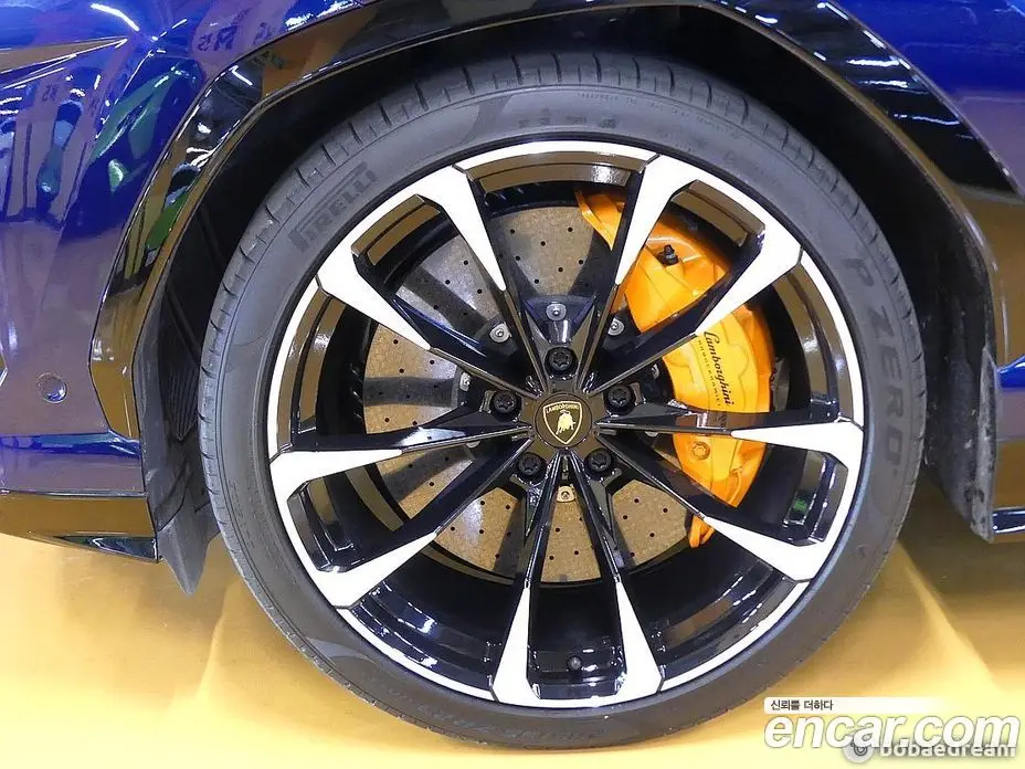 Lamborghini Urus 2021 4.0 АКПП, фото 5