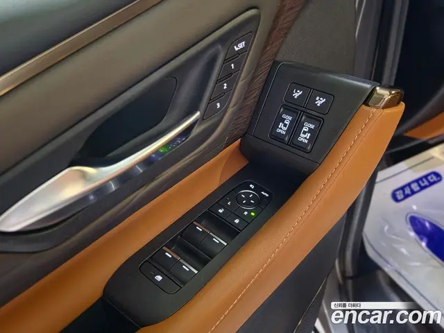 Toyota Alphard 2023 2.5 АКПП, миниатюра 12