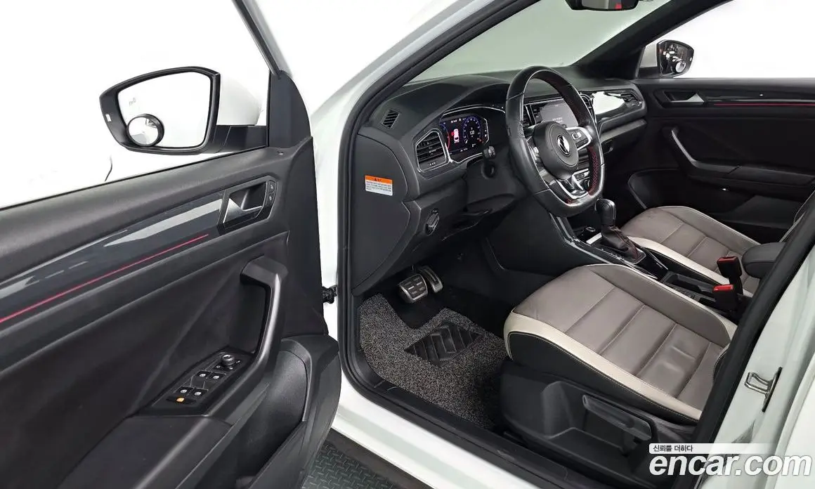 Volkswagen T-Roc 2021 2.0 АКПП, фото 13