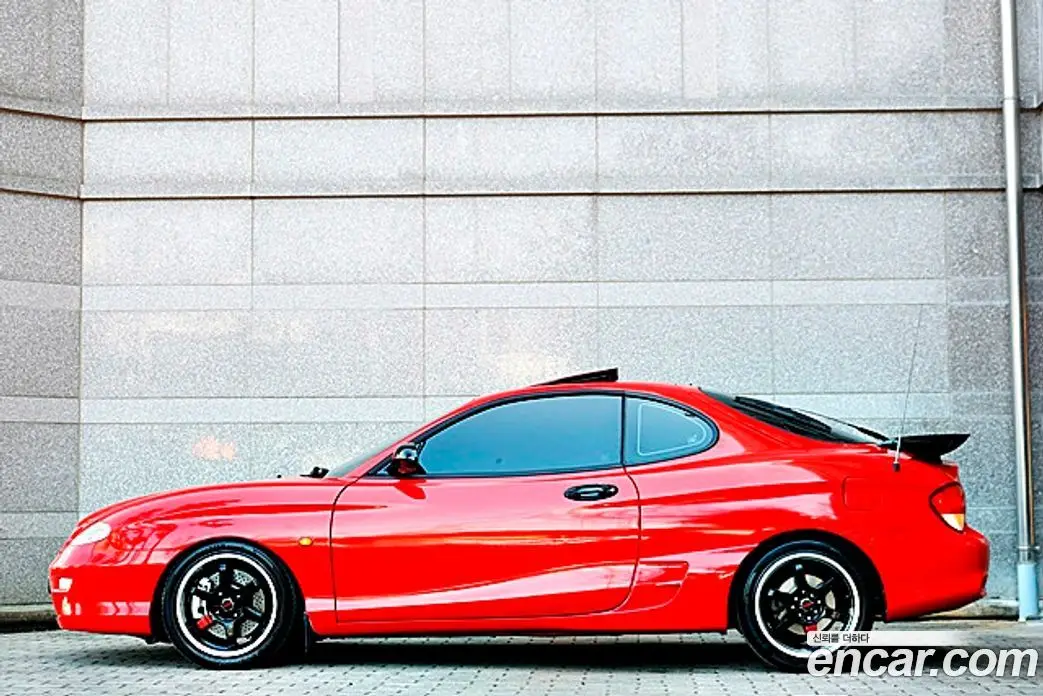 Hyundai Tiburon 2001 2.0 АКПП, фото 5