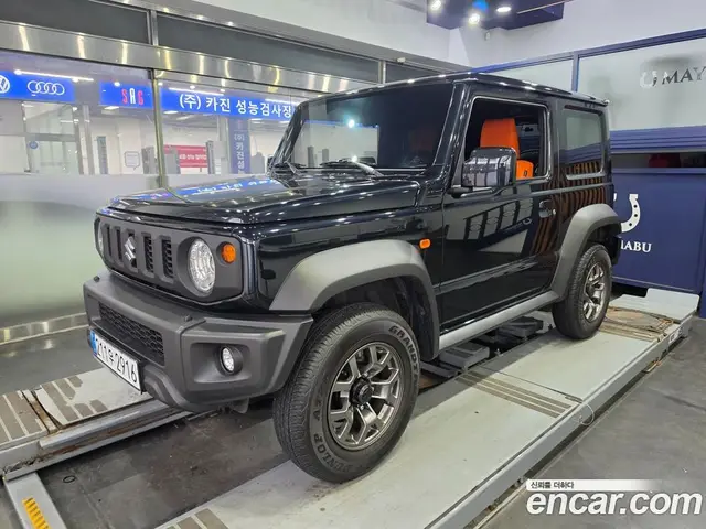 Suzuki Jimny, 2025, 4 692 км Suzuki Jimny, 2025, 4 692 км