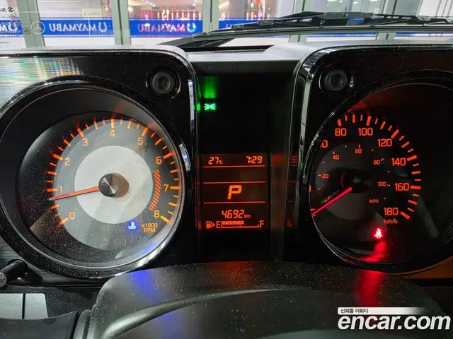 Suzuki Jimny 2025 1.5 АКПП, миниатюра 8 Suzuki Jimny 2025 1.5 АКПП, миниатюра 8