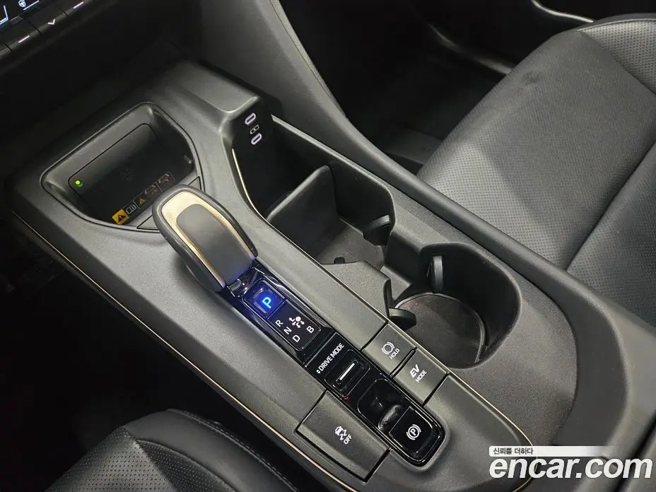 Toyota Crown 2023 2.5 вариатор, фото 14 Toyota Crown 2023 2.5 вариатор, фото 14