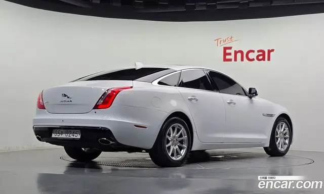 Jaguar XJ, 2016, 39 497 км