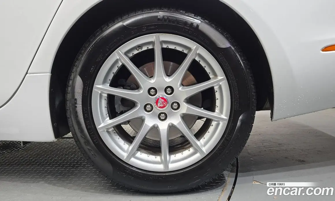 Jaguar XJ 2016 2.0 АКПП, фото 6
