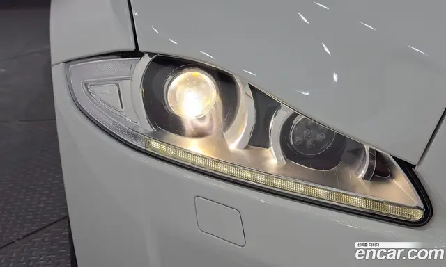 Jaguar XJ 2016 2.0 АКПП, миниатюра 7