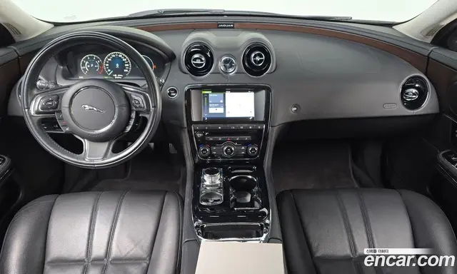 Jaguar XJ 2016 2.0 АКПП, миниатюра 9