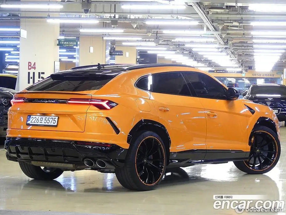 Lamborghini Urus 2021 4.0 АКПП, фото 3
