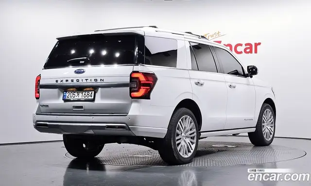 Ford Expedition, 2023, 37 992 км