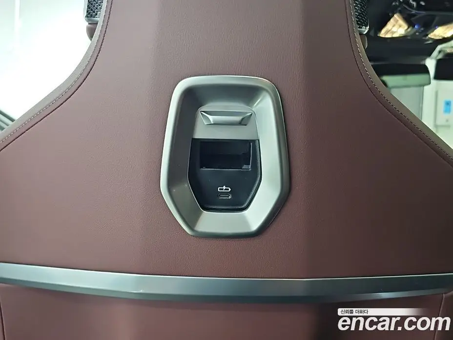 BMW i7 2023 10.0 АКПП, фото 14