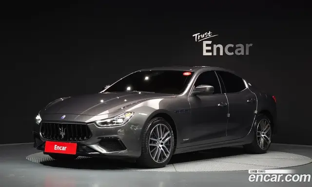 Maserati Ghibli, 2021, 50 366 км