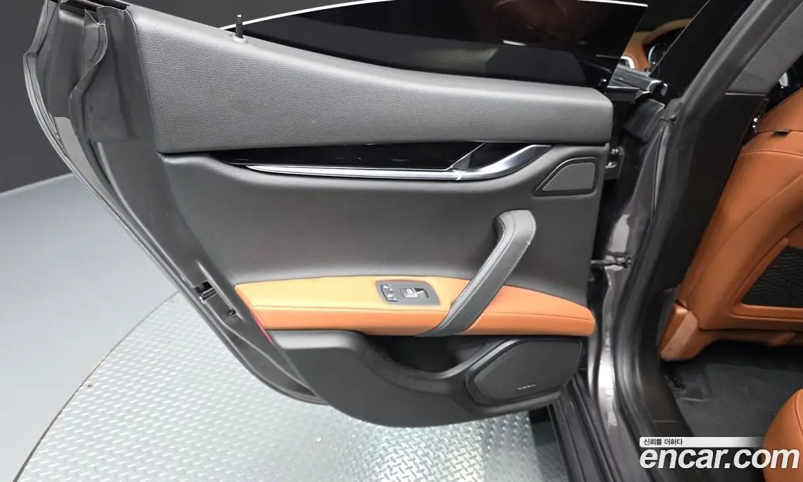 Maserati Ghibli 2021 2.0 АКПП, фото 15