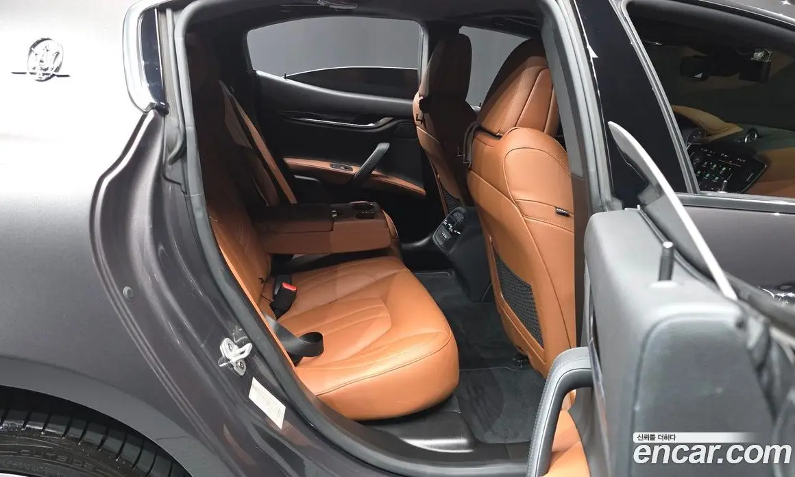Maserati Ghibli 2021 2.0 АКПП, фото 18