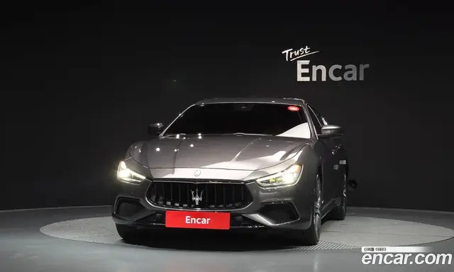 Maserati Ghibli 2021 2.0 АКПП, миниатюра 3