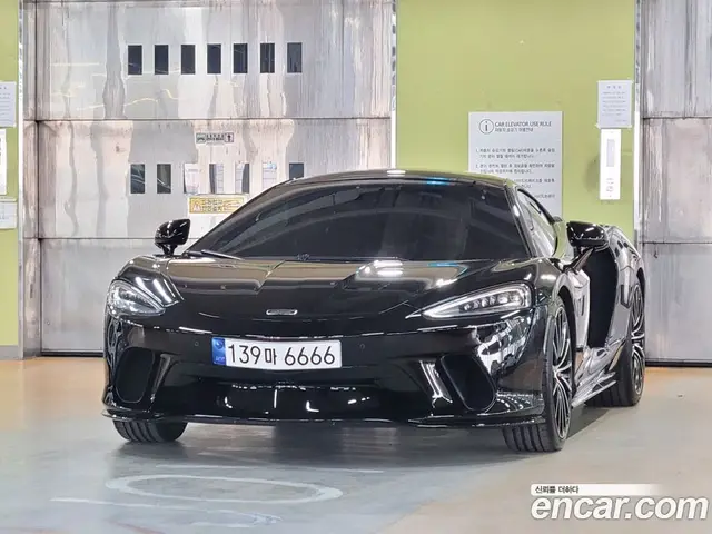 McLaren GT, 2022, 600 км