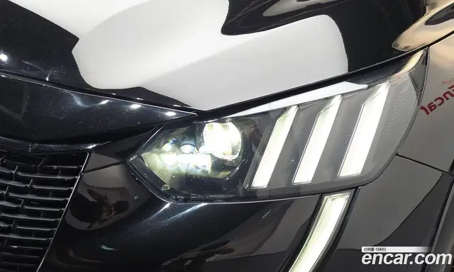 Peugeot 208 2021 0.1 АКПП, миниатюра 8