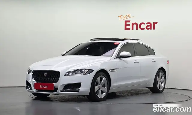 Jaguar XF, 2018, 83 864 км Jaguar XF, 2018, 83 864 км